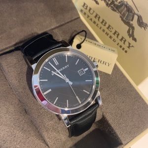 Burberry Men Luxury Blk Leather Check Watch BU9009